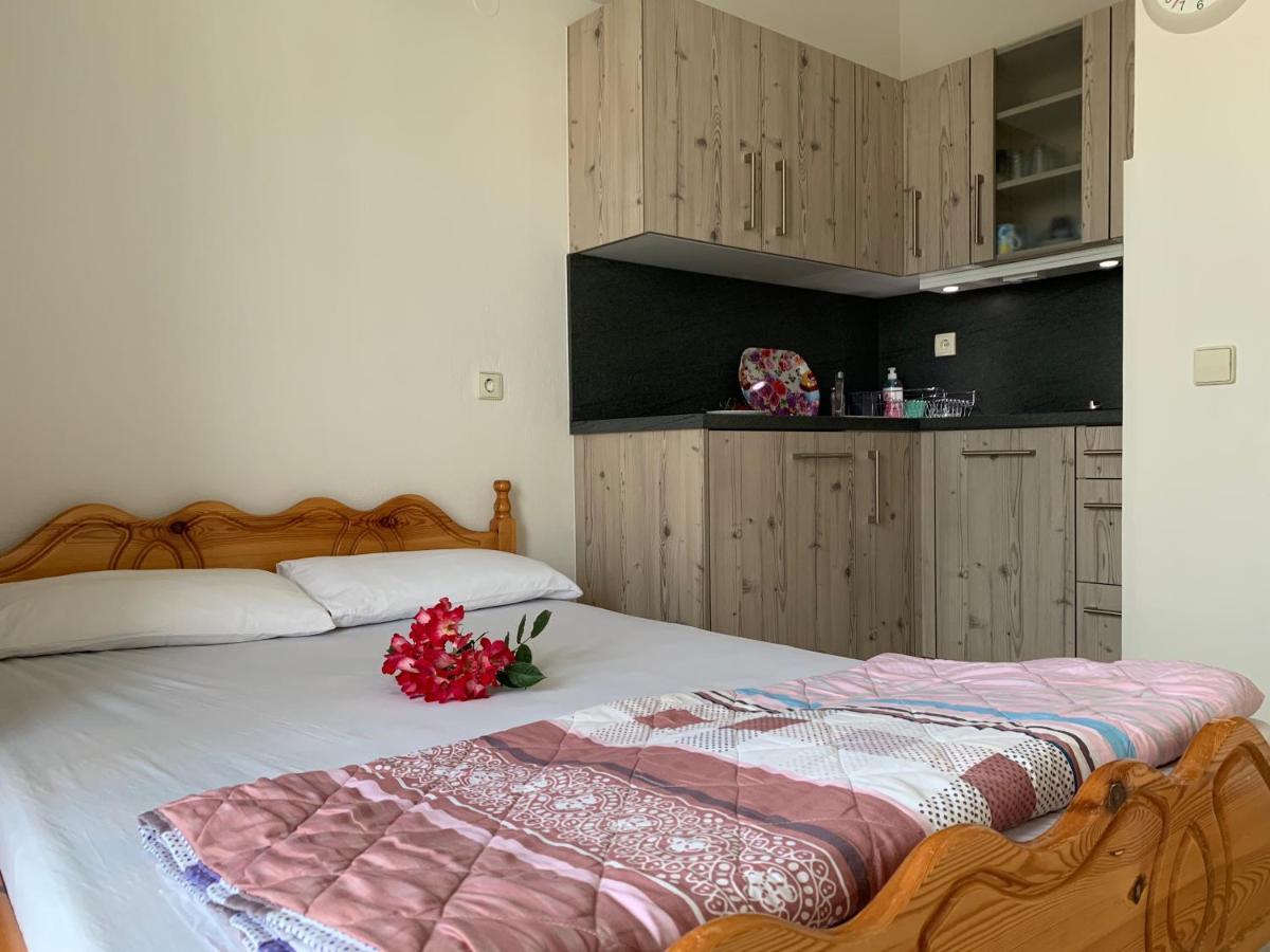 Helios Apartmenthouse Olympiakí Aktí Exterior foto